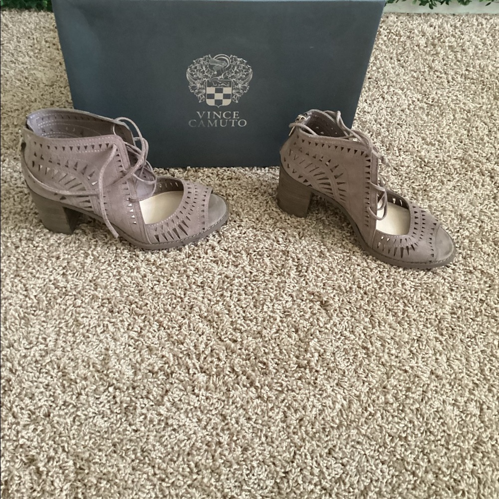 Vince Camuto suede sandal
